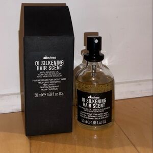 🎁 Davines OI Silkening Hair Scent - FREE WITH PURCHASE